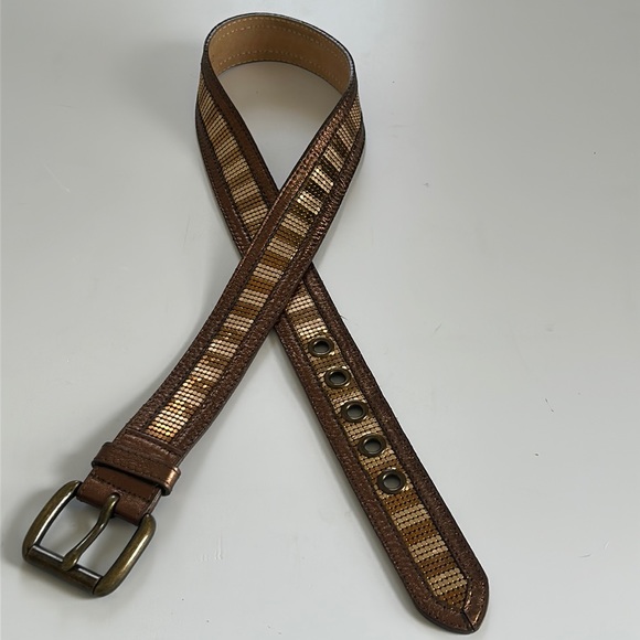 STREETS  AHEAD  BELT MADE IN U.S.A.   54132  LIKE NEW. SIZE. M - Picture 1 of 10